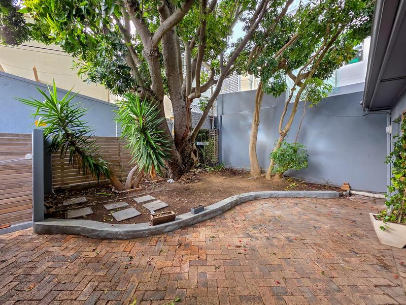 4 Bedroom Property for Sale in Bantry Bay Western Cape